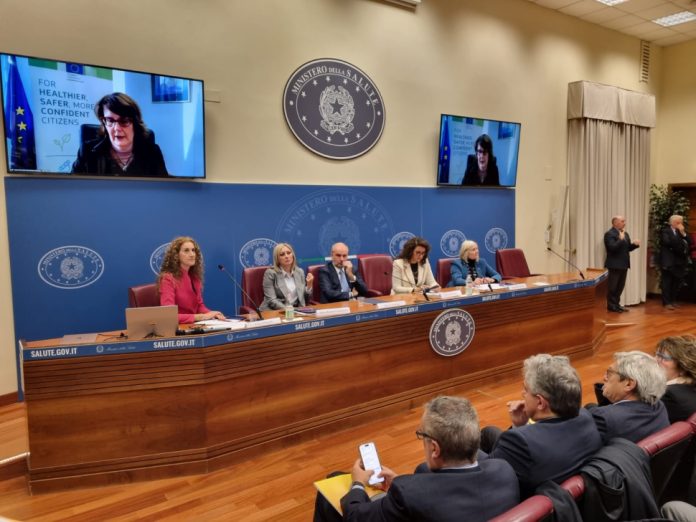 Un figlio su 3 concepito con la procreazione assistita dopo i 40 anni