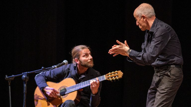 Fútbol. Storie di calcio al Teatro di Rifredi con Peppe Servillo