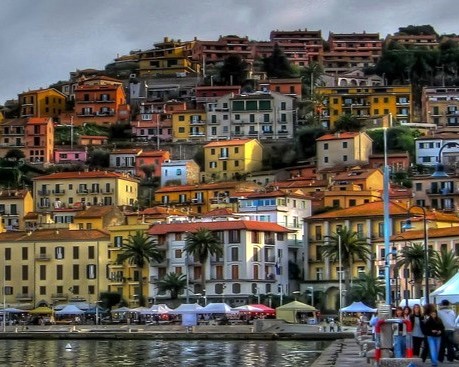 Crociere, settore in crescita con 15 milioni di turisti. All’Argentario primo incontro su prospettive portuali