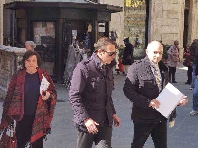 David Rossi, iniziato il sopralluogo della commissione dentro Mps