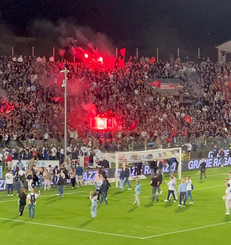 Il Pisa è in Serie A. Dopo 34 anni scritta la storia. Il capolavoro di Pippo Inzaghi