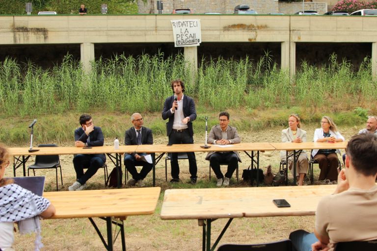 Montelupo, la Pesa in secca accoglie il Consiglio comunale: “Non vogliamo veder morire il nostro fiume”