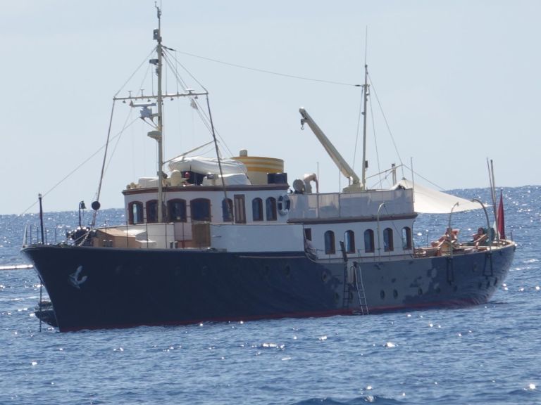 Nelle acque dell’Argentario il Pacha III, lo yacht della principessa Carolina di Monaco