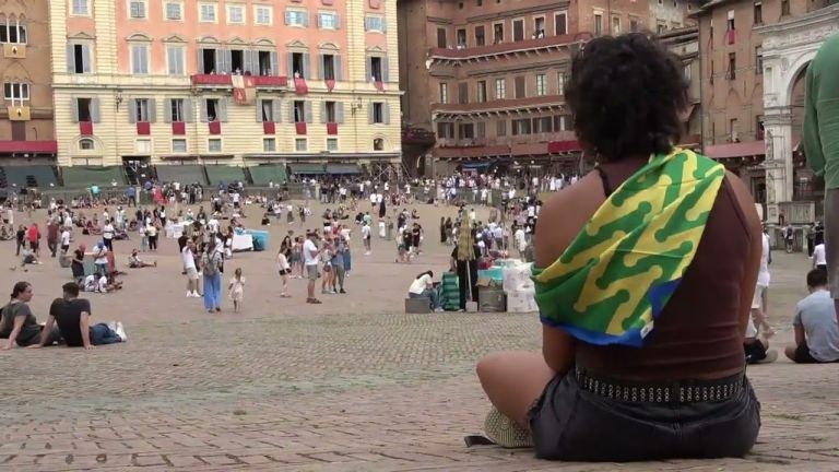 Palio di Siena. La pioggia ferma la Carriera del 2 luglio