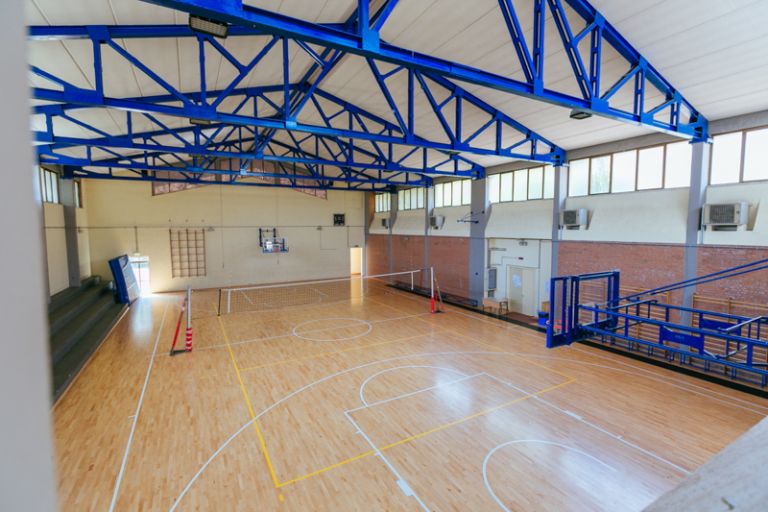 Adeguamento impiantistica sportiva e abbattimento barriere architettoniche. Intervento da 390 mila euro nella palestra dell’Istituto Avogadro di Abbadia San Salvatore