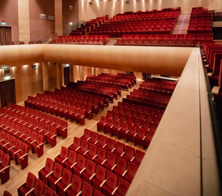 La nuova stagione teatrale della Valdelsa come una maratona: 54 spettacoli