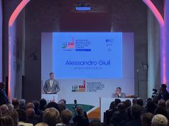 La cultura è il miglior disinnesco delle armi. Il ministro Giuli a Siena. Non bisogna vivere i cambiamenti climatici con rassegnazione