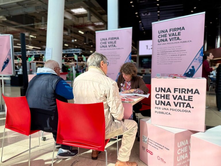 Una legge nazionale per il servizio di psicologia: la raccolta firme parte da Firenze