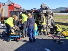 Scontro tra furgone e bus sull’Aurelia, tre persone decedute