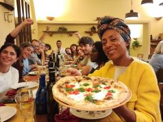 Elezioni regionali. Bundu dedica una pizza tricolore alla Lega di Vannacci