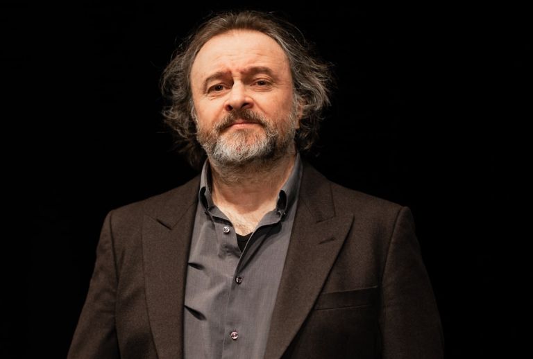 Giovanna dei disoccupati. Al Teatro Corsini Natalino Balasso, un apocrifo brechtiano