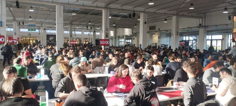 Da tutto il mondo a Lucca per giocare a Magic il gioco di carte collezionabili