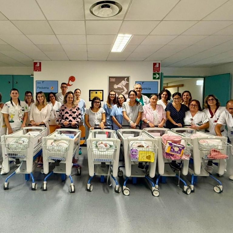 Natalità in calo, appello della Toscana per rivedere soglie punti nascita: sei presidi non raggiungono i minimi