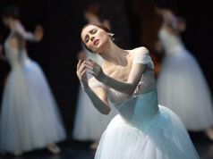 Ballerina considerata vicino a Putin, salta uno spettacolo del Maggio. Il Teatro: “Pausa dovuta alle tensioni internazionali”