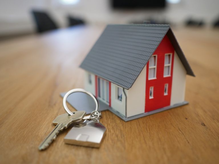 Aumentano le compravendite di casa: in Toscana più 14%. Grosseto e Siena tra le prime dieci