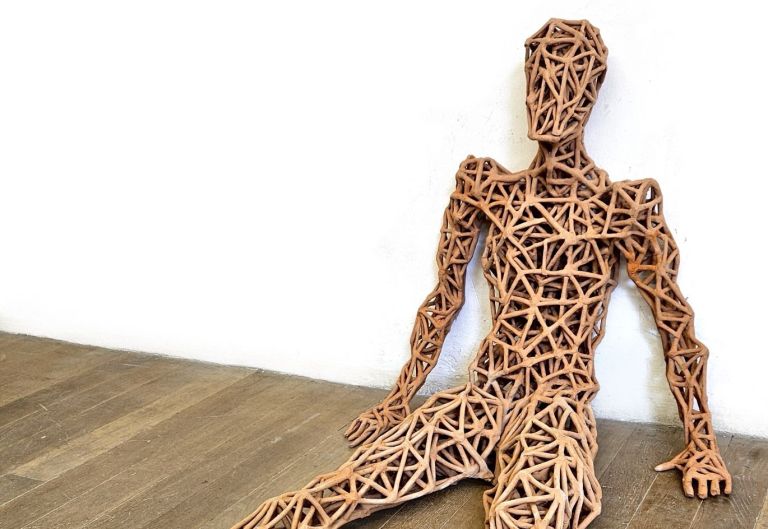 Identità corpo memoria. Le opere dei vincitori di Forme nel Verde Young in mostra a San Quirico d’Orcia