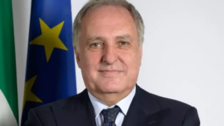 Mps, Di Stefano si è dimesso dal consiglio di amministrazione: è indagato per insider trading