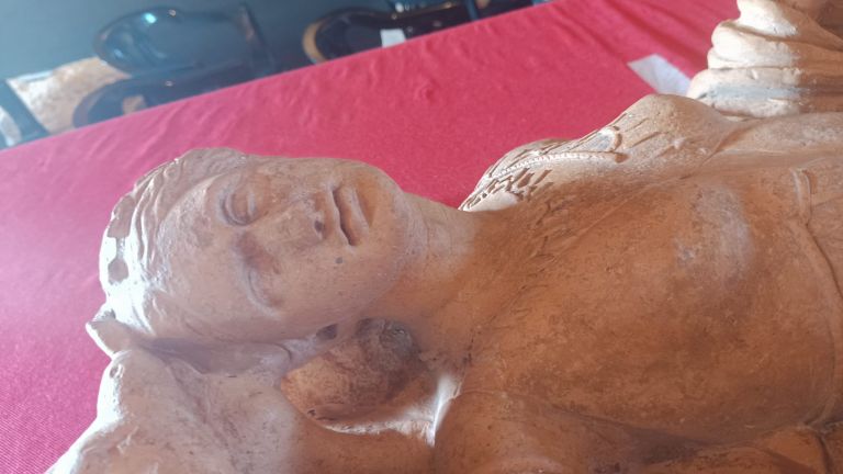 Da Chianciano Terme a Palazzo Ducale di Venezia: la statua di Thesan protagonista della mostra “Etruschi e Veneti. Acque, culti e santuari”