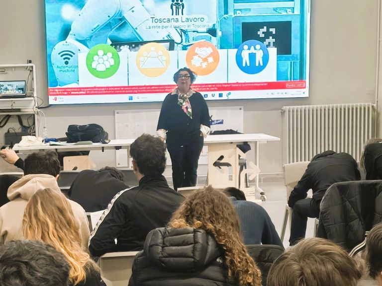 Reddito di reinserimento lavorativo, 500 euro al mese. Le regole. Si inizia il 2 aprile