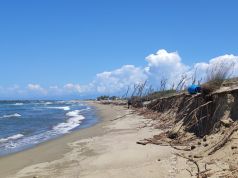 Erosione costiera, addio alle dune: scomparsi 100 metri spiaggia in 20 anni Uno dei luoghi segnati dall'erosione