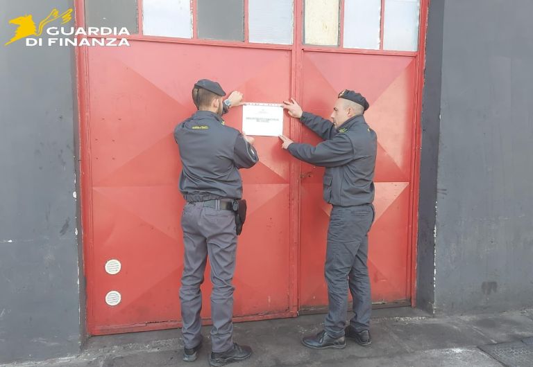 Sequestrata un’officina meccanica. Era completamente abusiva e riparava motorini