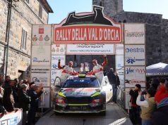 Rally della Val d’Orcia: 93 vetture alla partenza, piloti da 17 nazionalità per il doppio appuntamento tricolore