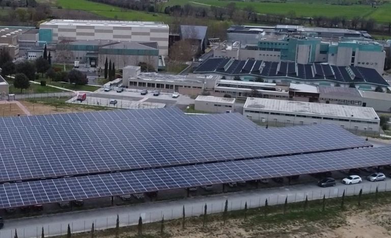 Sostenibilità. Gsk scommette su rinnovabili, risparmio idrico e abbattimento di CO2. Investimenti green per 23 milioni di euro a Siena e Rosia