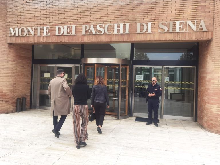 Mps, parola ai soci. Il giorno dell’assemblea della svolta