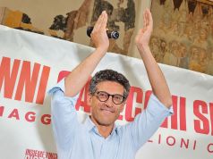 Pistoia dopo nove anni al centrosinistra, Giovanni Capecchi è il nuovo sindaco: “C’è un grande lavoro da fare” Il nuovo sindaco di Pistoia