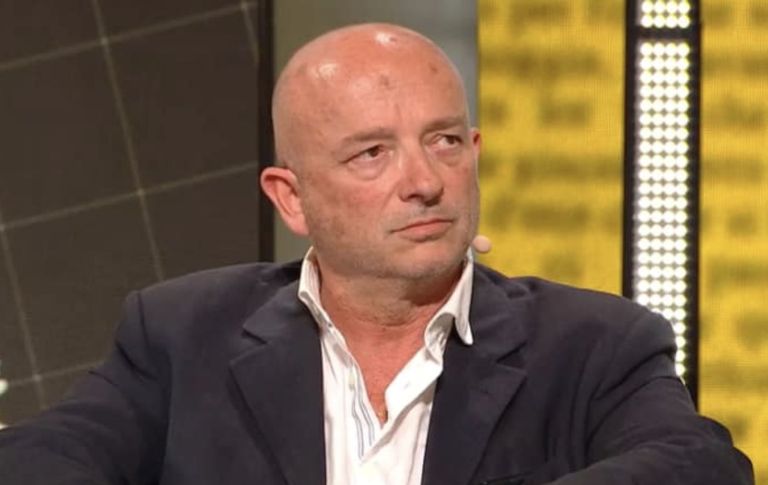 Inchiesta minori fascisti. Criminologo: “Estrema destra attrattiva per chi è più fragile”