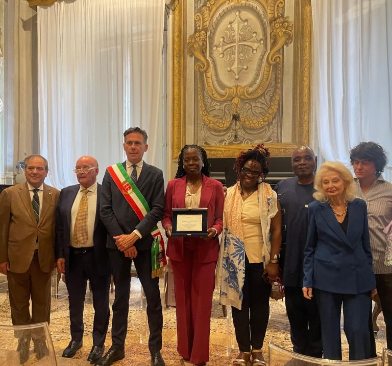 Pisa, a Vivy Tikere Mbeng il premio di laurea in memoria di Barbara Capovani. “Nessun medico deve aver paura di lavorare”