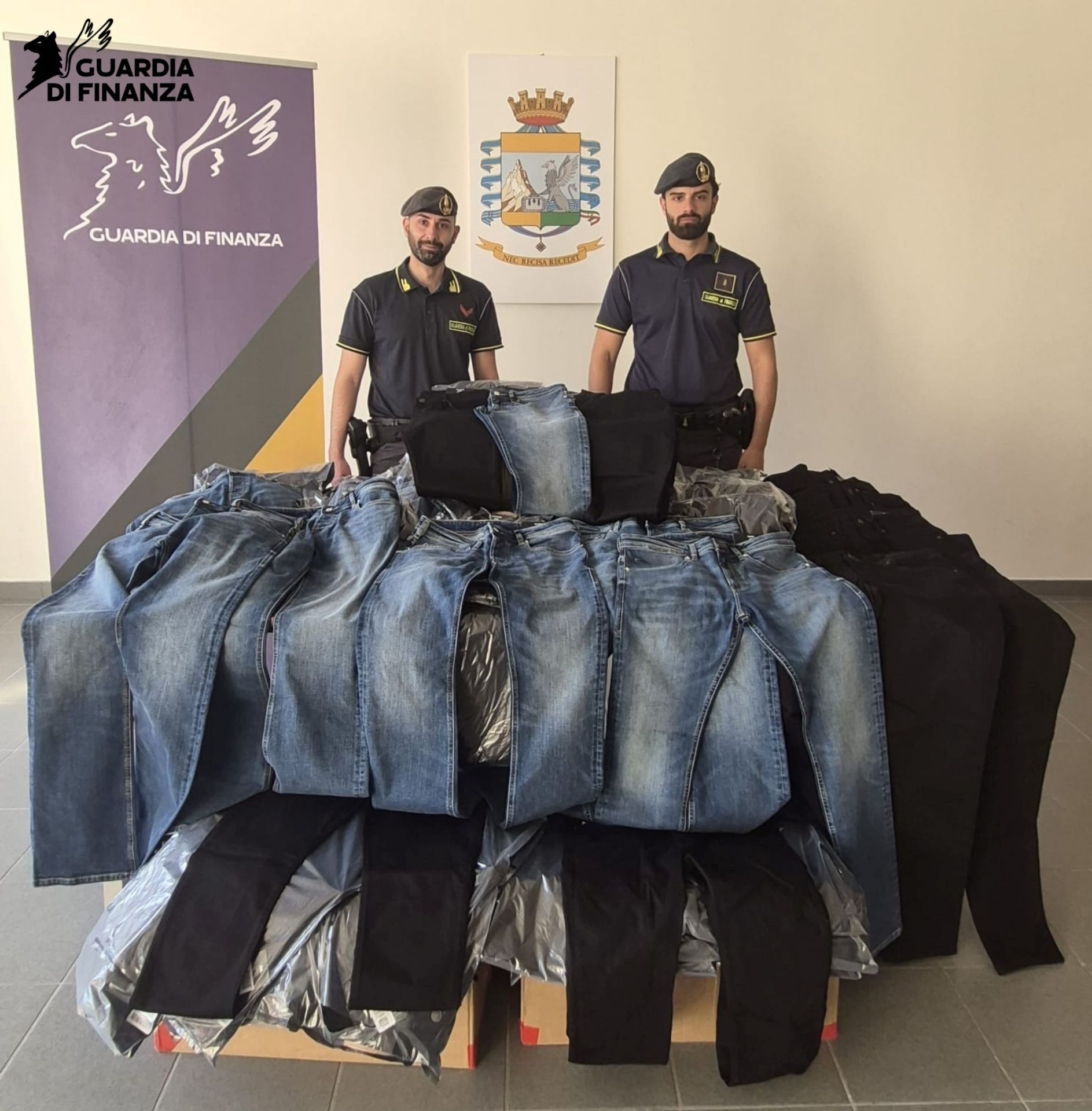 gdf jeans