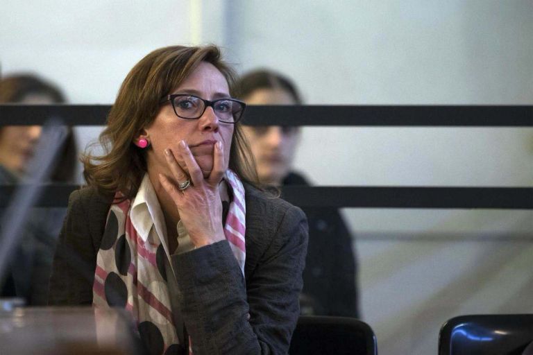 Tentato suicidio nel carcere di Pisa mentre c’è la visita di Ilaria Cucchi: “Scena spaventosa”