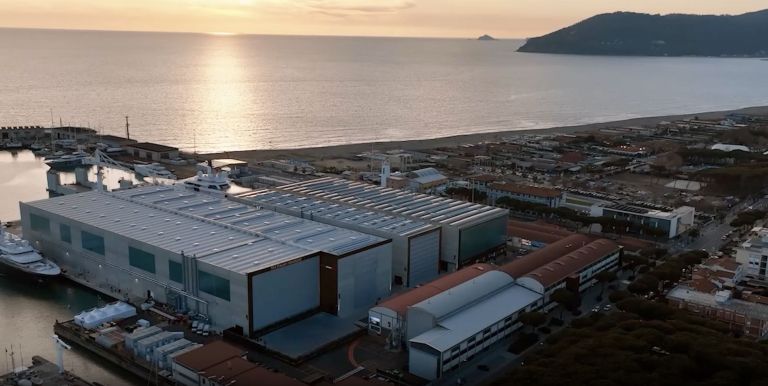Il cantiere The Italian Sea Group in crisi: due mesi per il salvataggio. Via agli ammortizzatori sociali