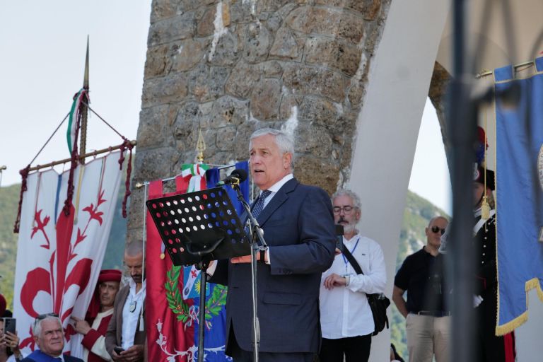 Sant’anna di Stazzema, Tajani: “Le commemorazioni delle tragedie non bastano. Devono essere monito per il futuro”