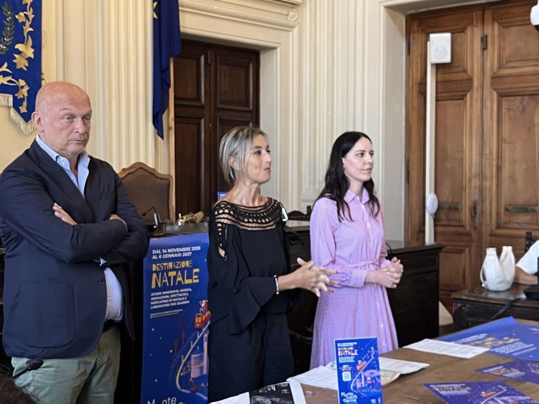 Montecatini Terme si trasforma nella Destinazione Natale tra magia Liberty ed esperienze immersive