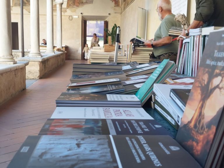 Libropolis X. A Pietrasanta tre giorni di libri, duelli, poesia, musica, filosofia, geopolitica