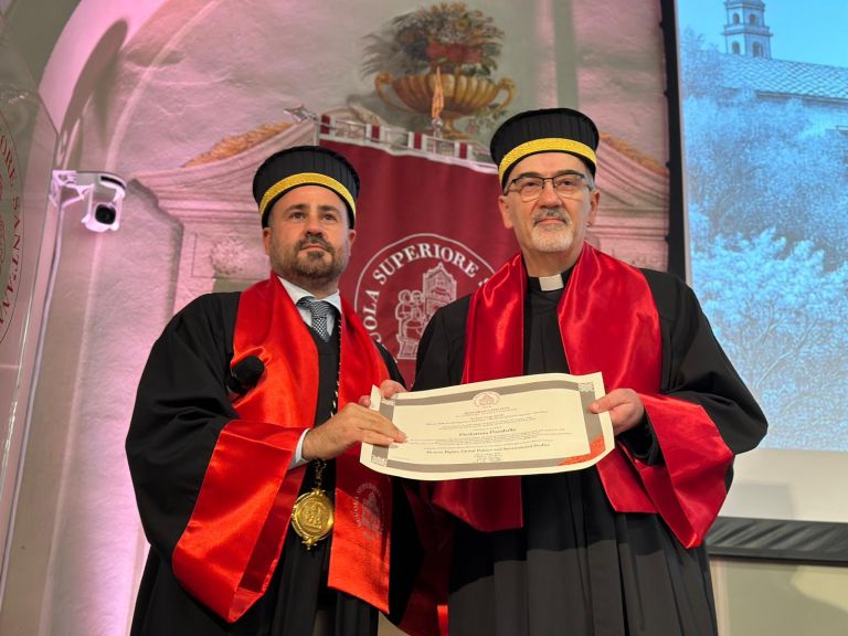 Pisa, dottorato honoris causa al Cardinale Pizzaballa: “L’umanità dell’altro è la condizione del nostro futuro”