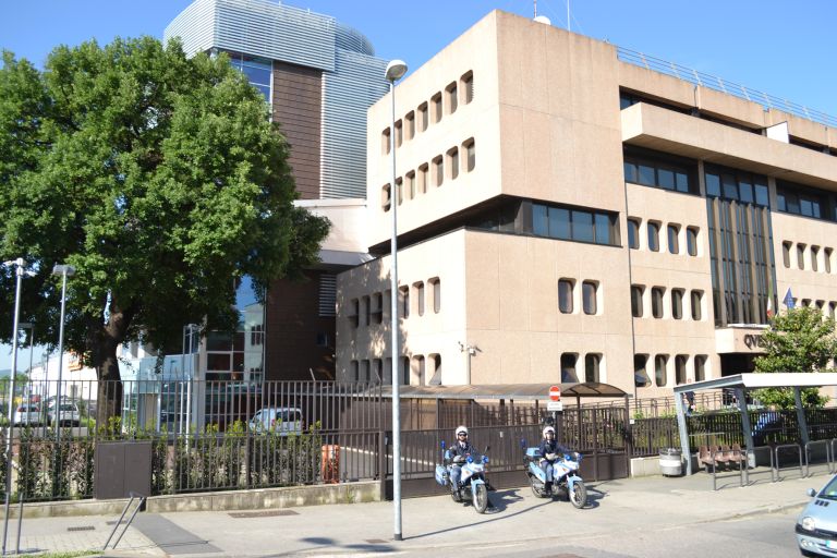 La Questura di Prato a rischio fratto: il Tar ordina lo sgombero